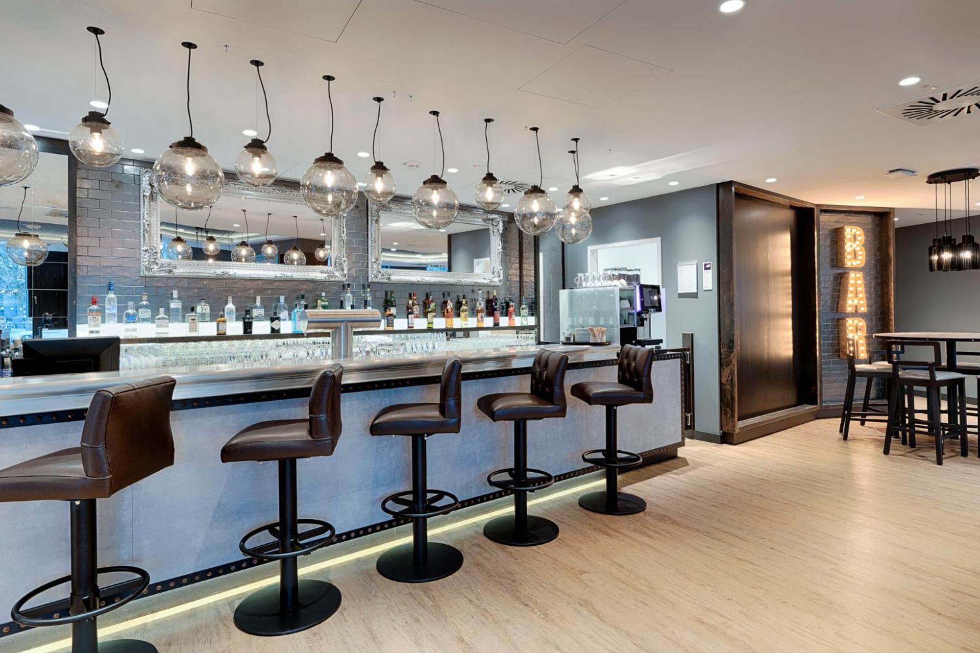 Premier Inn Berlin City Wilmersdorf Buitenkant foto